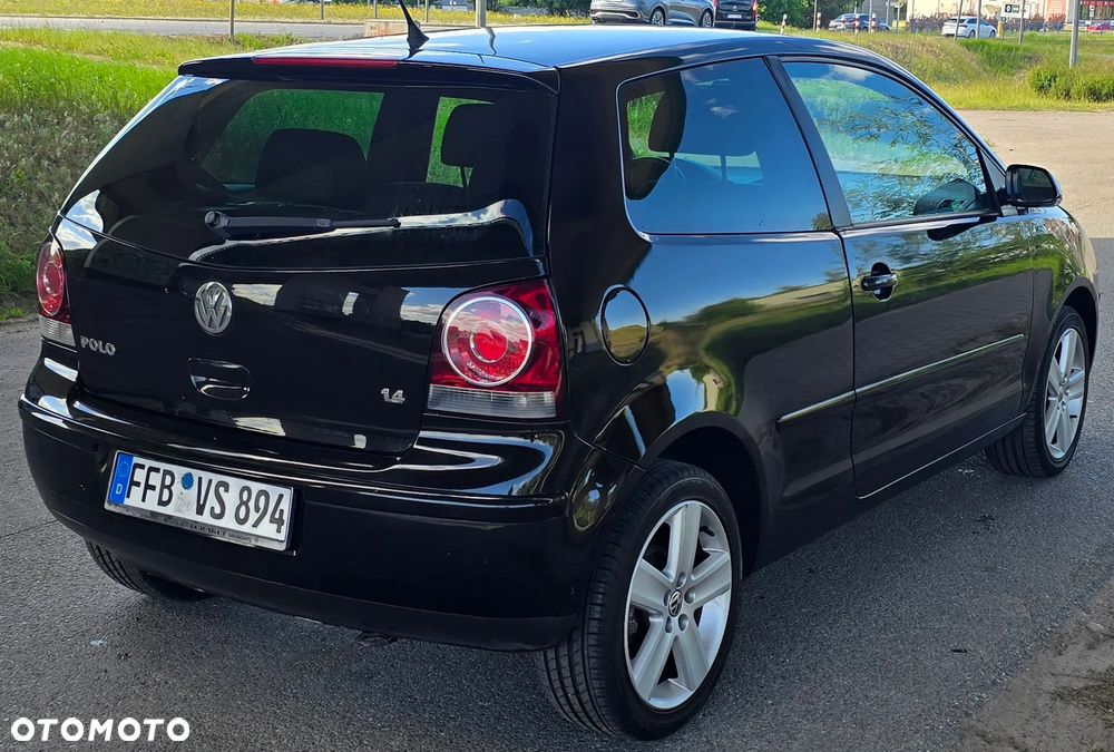 Volkswagen Polo 1.4 Highline - 5