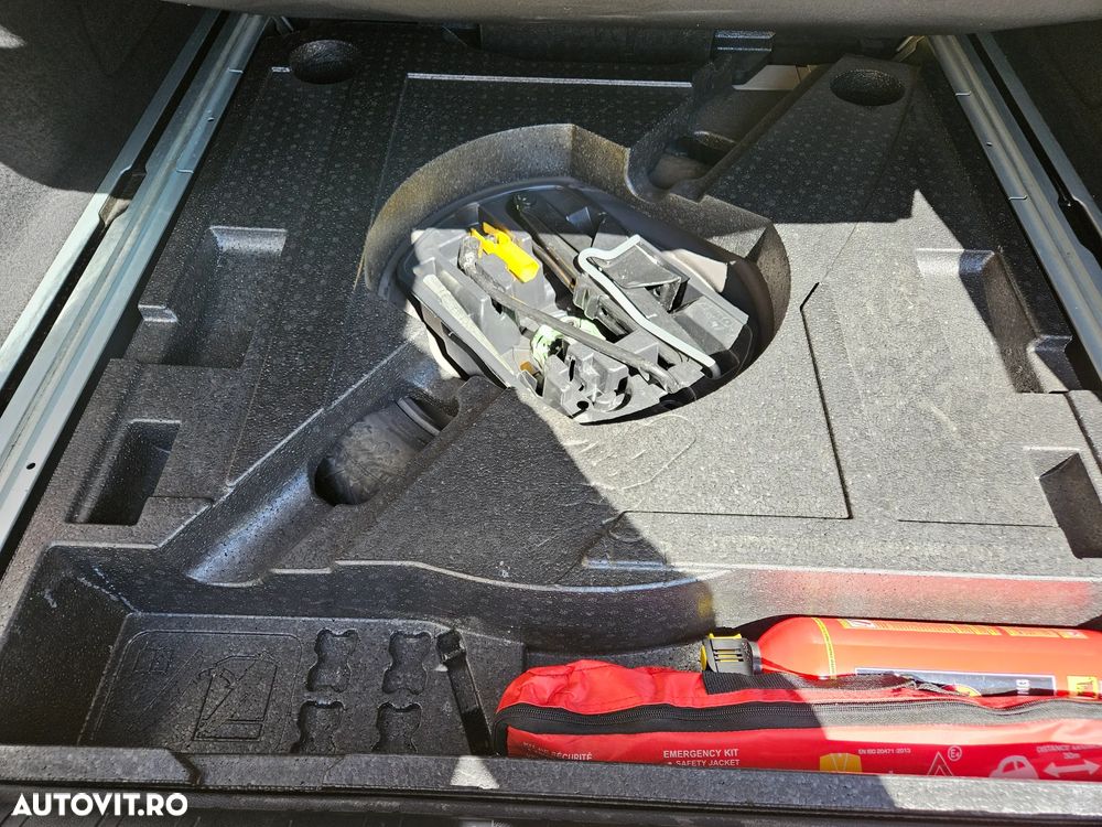 Peugeot 308 BlueHDi 120 Stop & Start Allure - 17