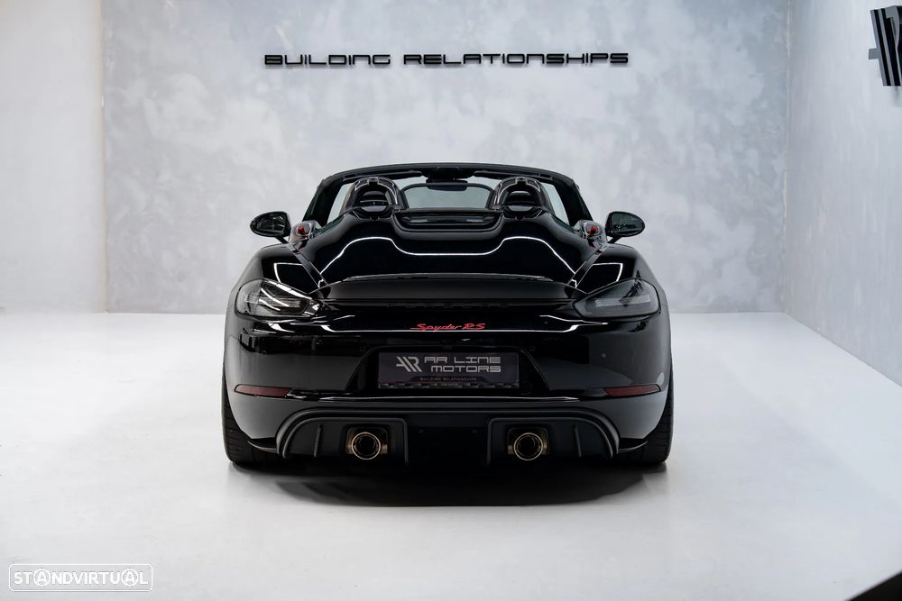 Porsche 718 Spyder RS - 18