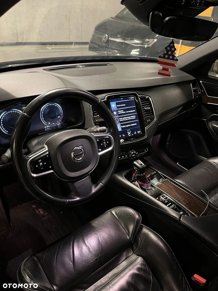Volvo XC 90 T6 AWD Momentum 7os - 11