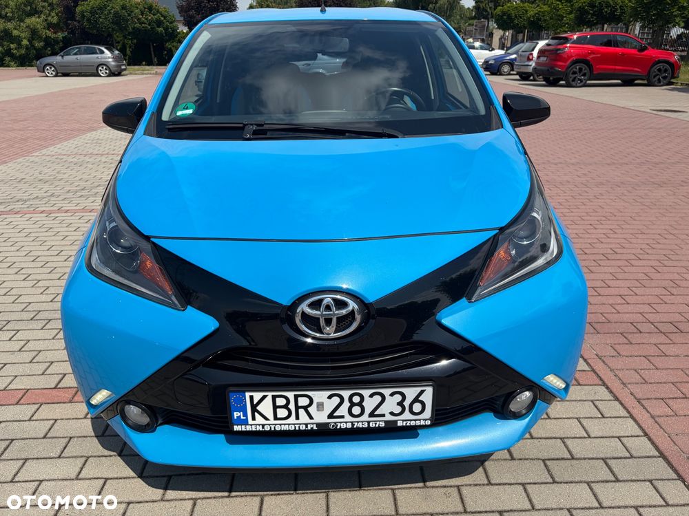 Toyota Aygo x-play Eco - 6