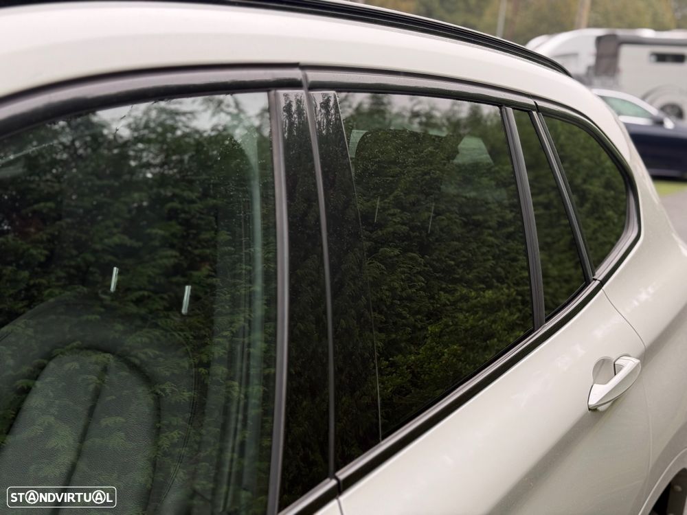 BMW X1 18 d sDrive Auto Pack M - 39
