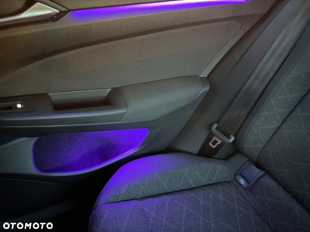 Volkswagen Golf 1.5 TSI EVO Life - 30