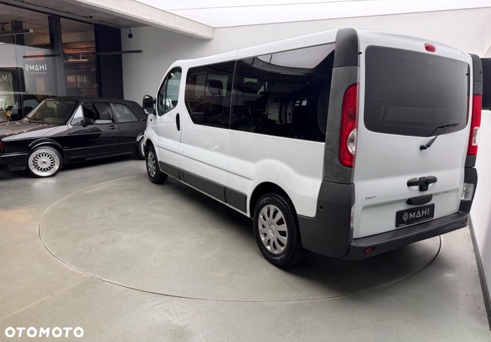 Opel Vivaro L2H1 2.9t Edition - 9
