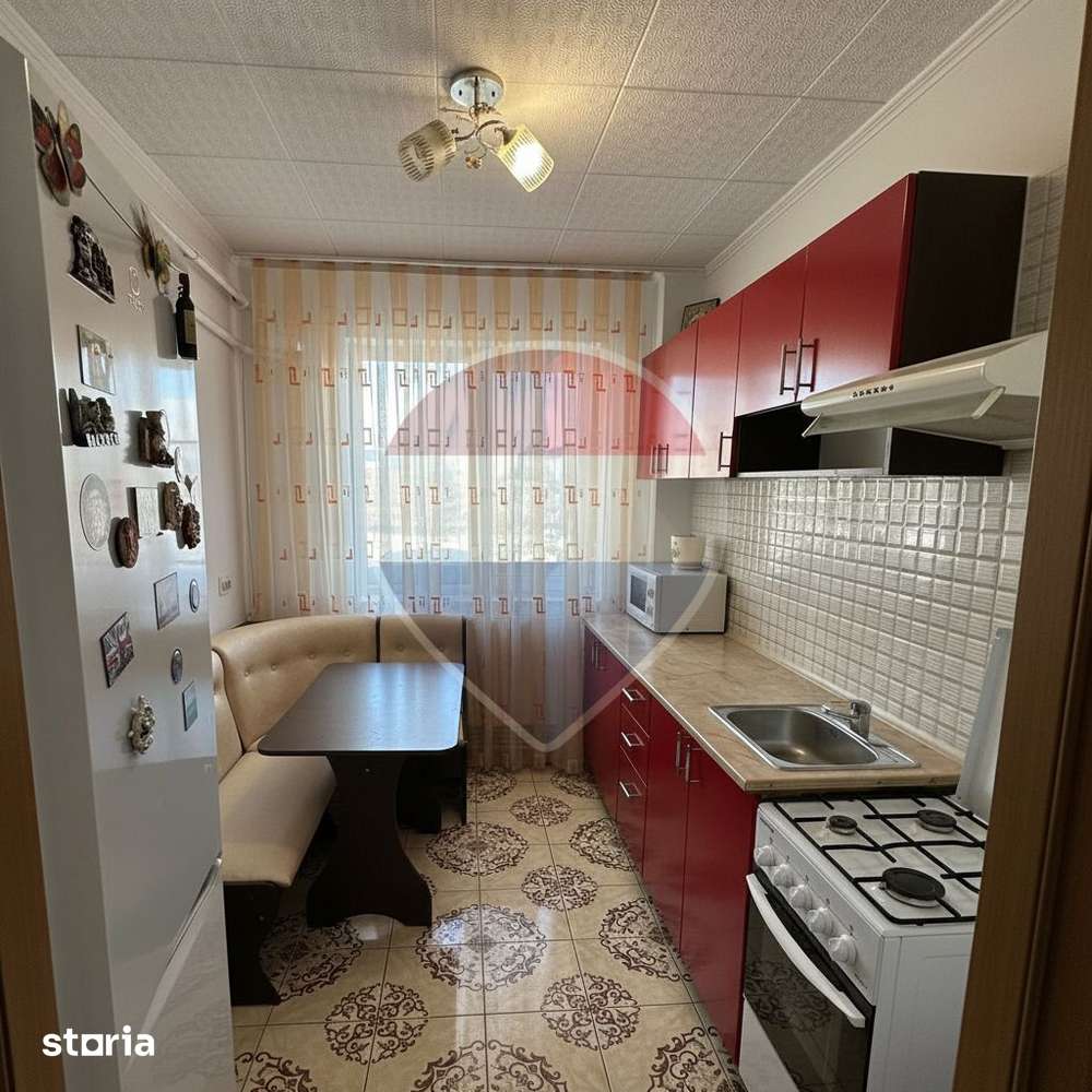 Apartament 3 camere · Podul Roș · Vedere Palas & Palatul Culturii — fotografia 3