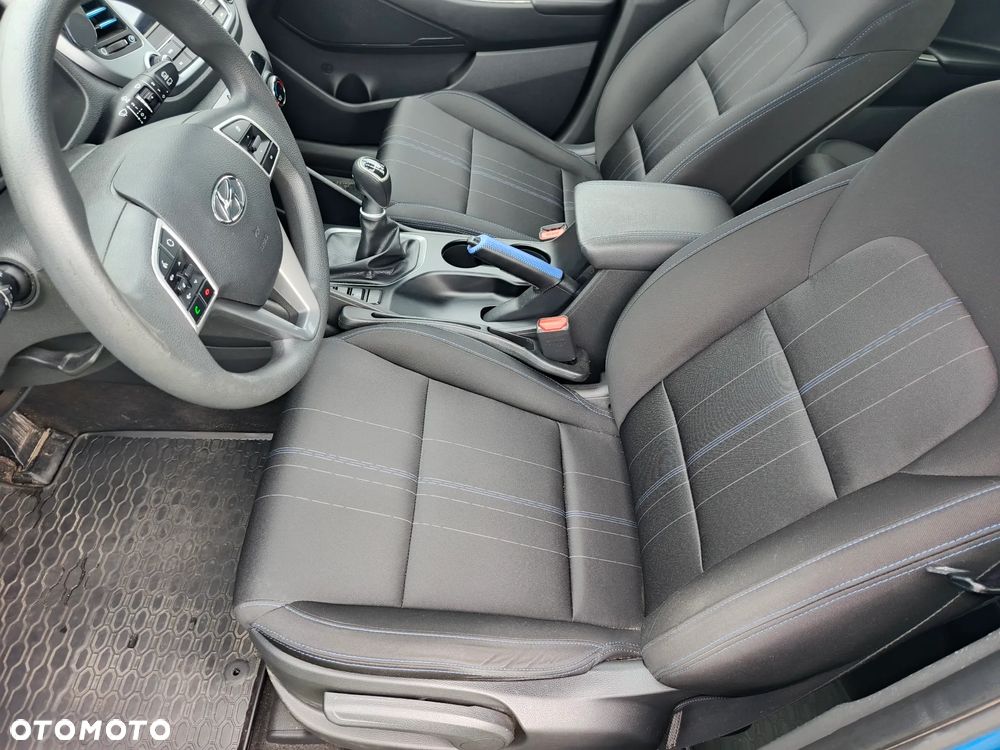 Hyundai Tucson 1.7 CRDI BlueDrive Style 2WD - 14