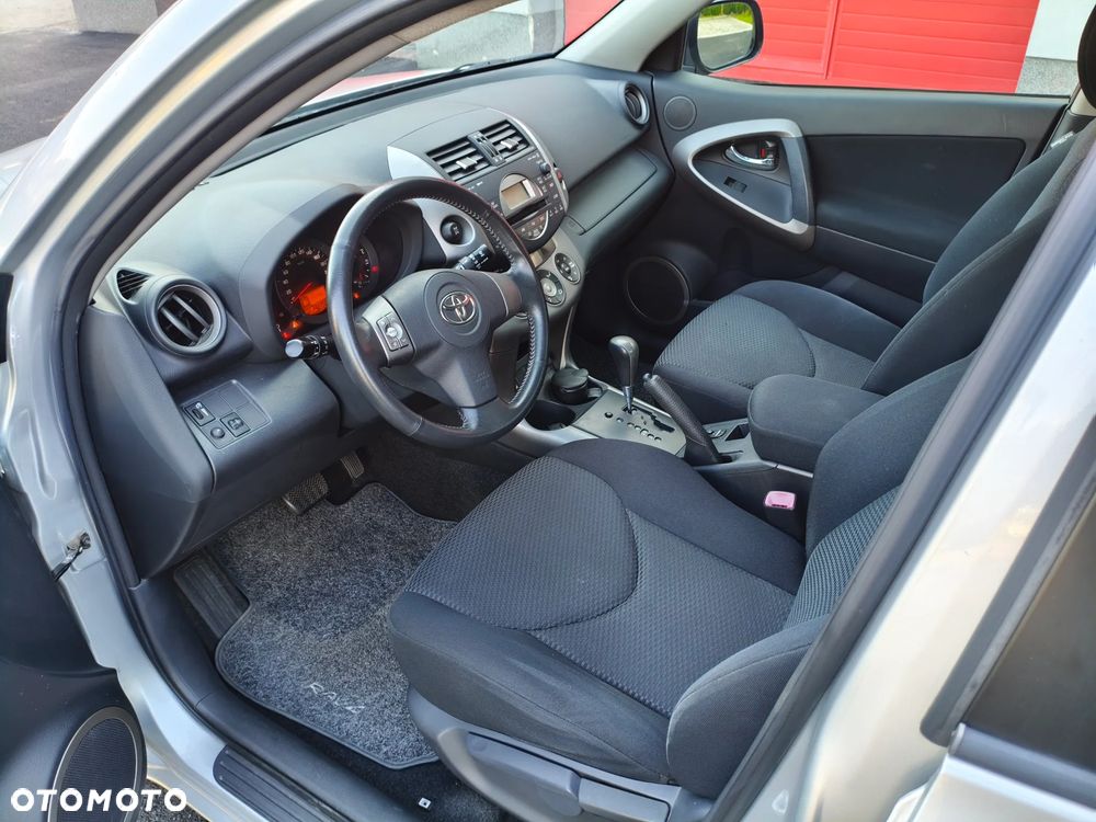 Toyota RAV4 2.0 4x4 Automatik Sol - 15