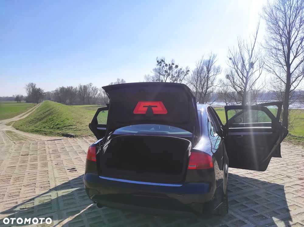 Audi A4 - 4