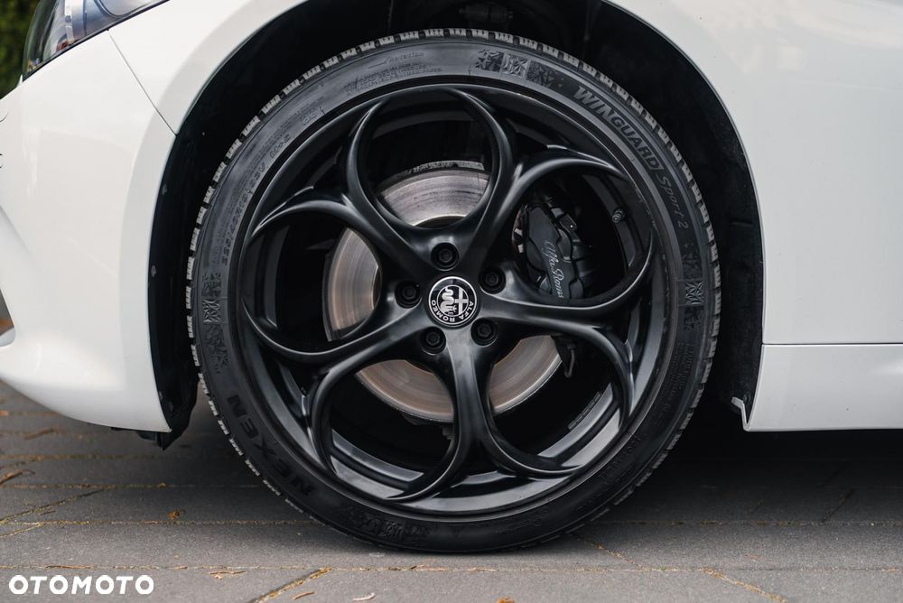 Alfa Romeo Giulia 2.0 Turbo Veloce Q4 - 37