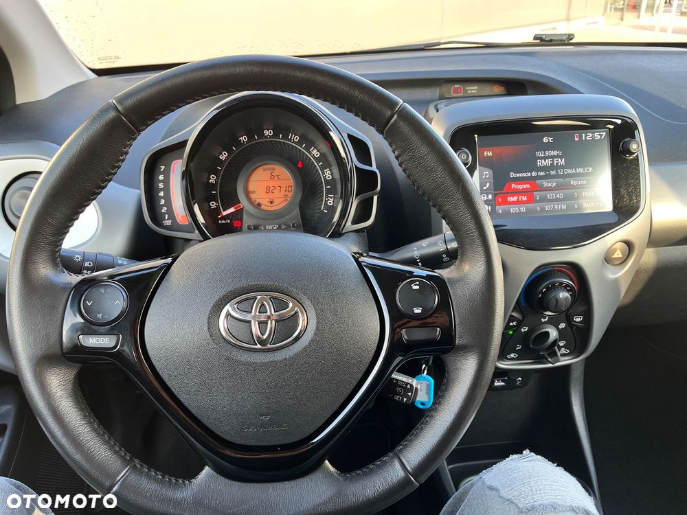 Toyota Aygo 1.0 VVT-i Black Edition - 15