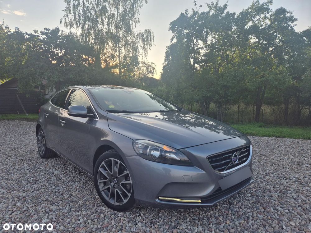 Volvo V40 D4 Summum - 3