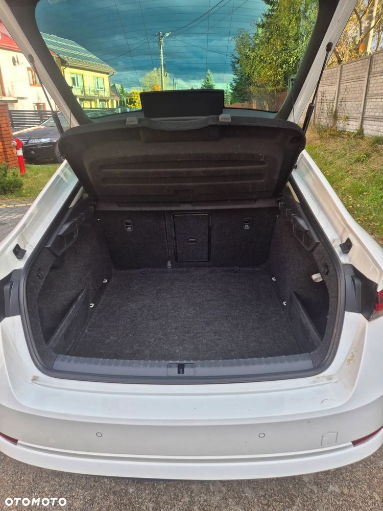 Skoda Octavia 2.0 TDI Active - 10