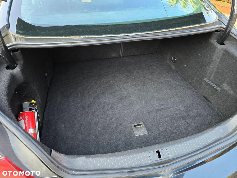 Opel Insignia - 25