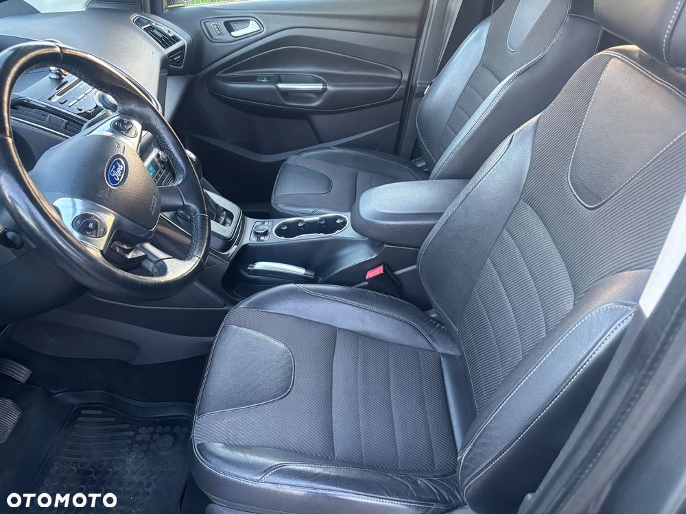 Ford Kuga 2.0 TDCi 4WD Titanium - 21