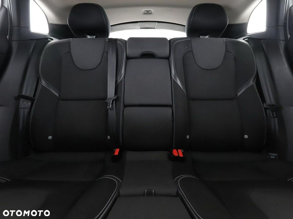 Volvo V40 T2 Geartronic - 19