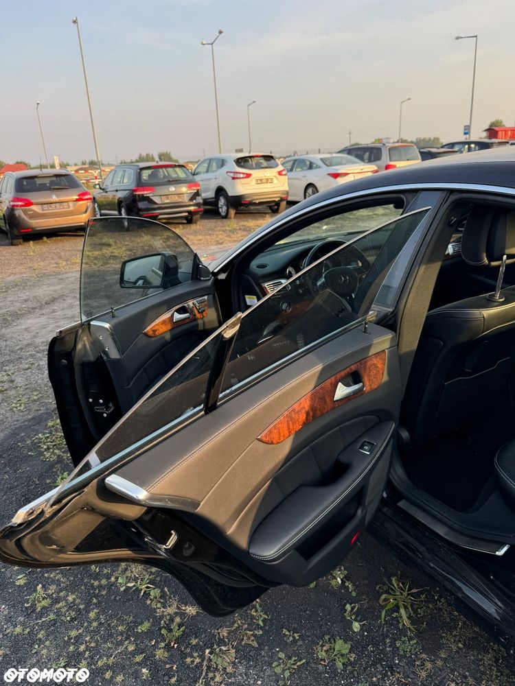 Mercedes-Benz CLS 500 4Matic BlueEFFICIENCY 7G-TRONIC - 12
