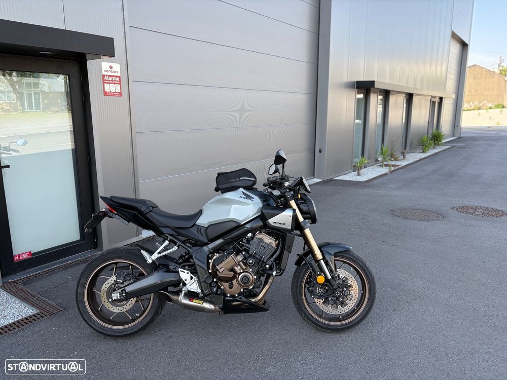 Honda CB 650 RA - 11