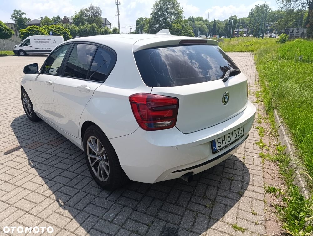 BMW Seria 1 116i Sport Line - 3