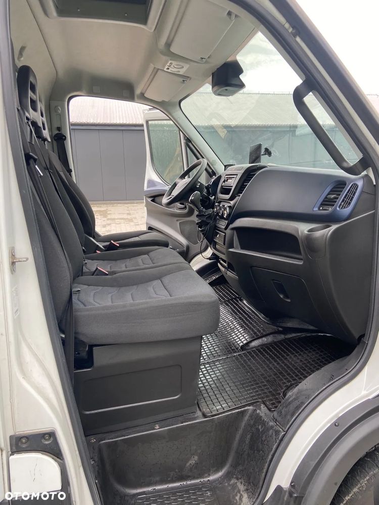 Iveco 70 C 18 - 22