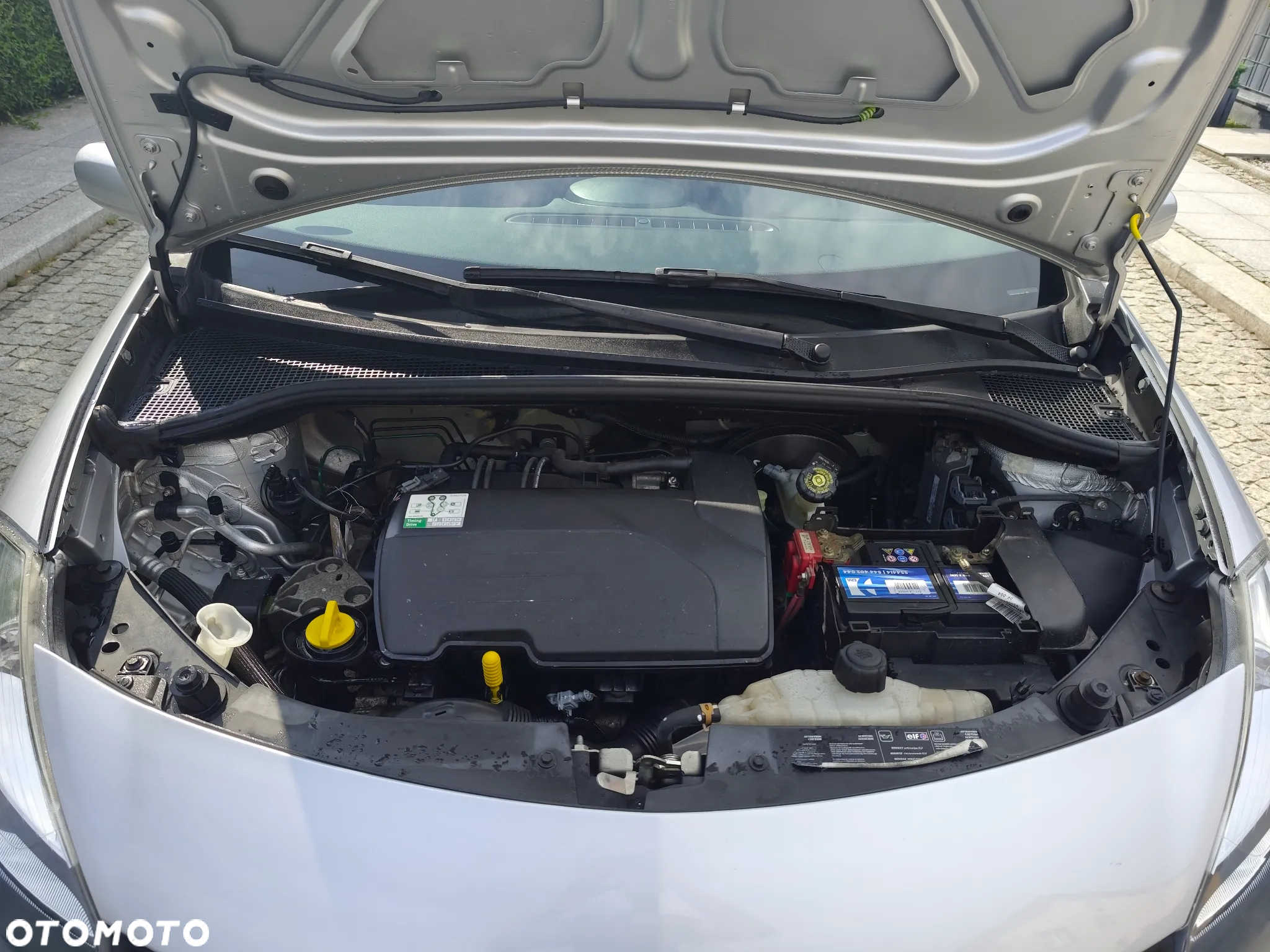 Renault Clio 1.2 16V 75 Dynamique - 19