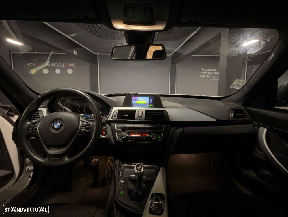 BMW 320 Gran Turismo d Line Sport - 12