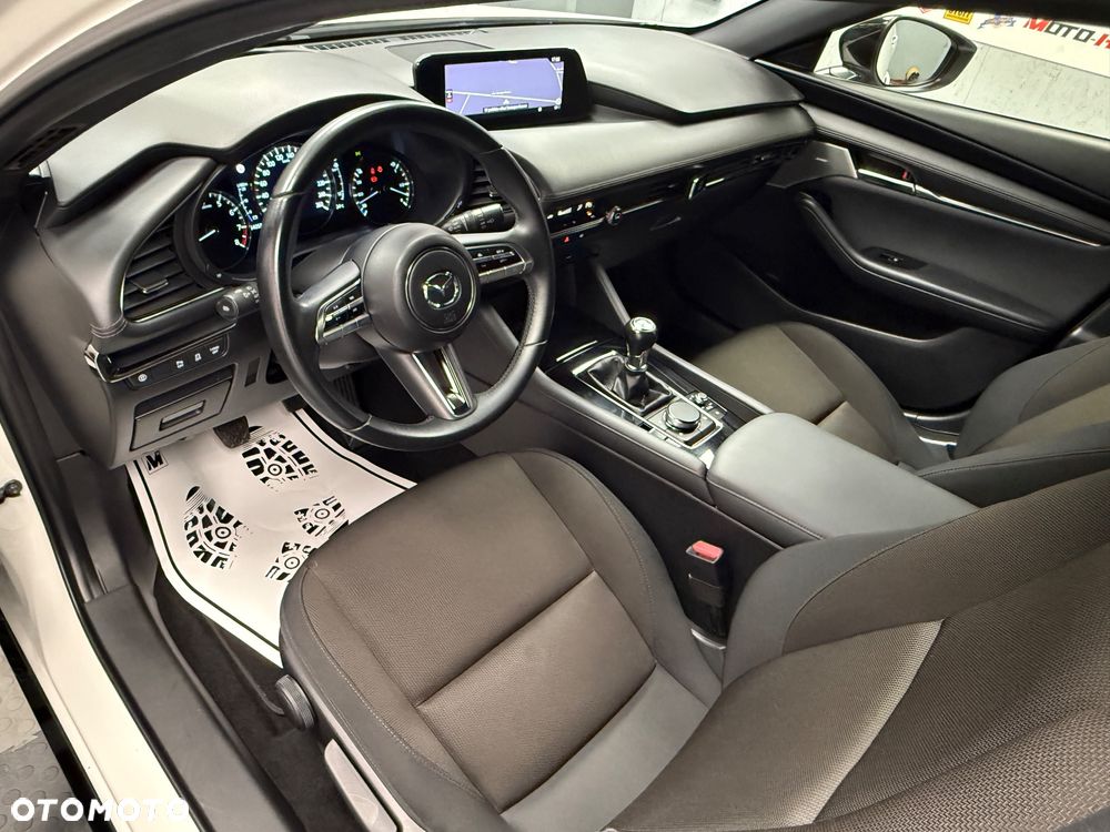 Mazda 3 - 7