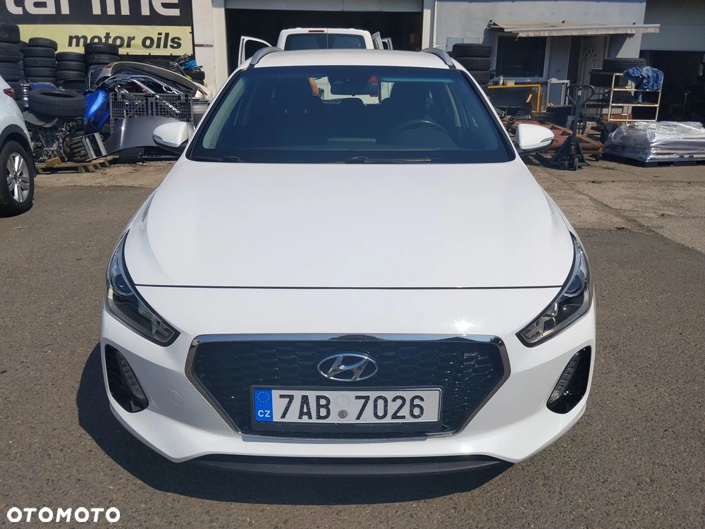 Hyundai i30 1.4 T-GDI Classic + - 13