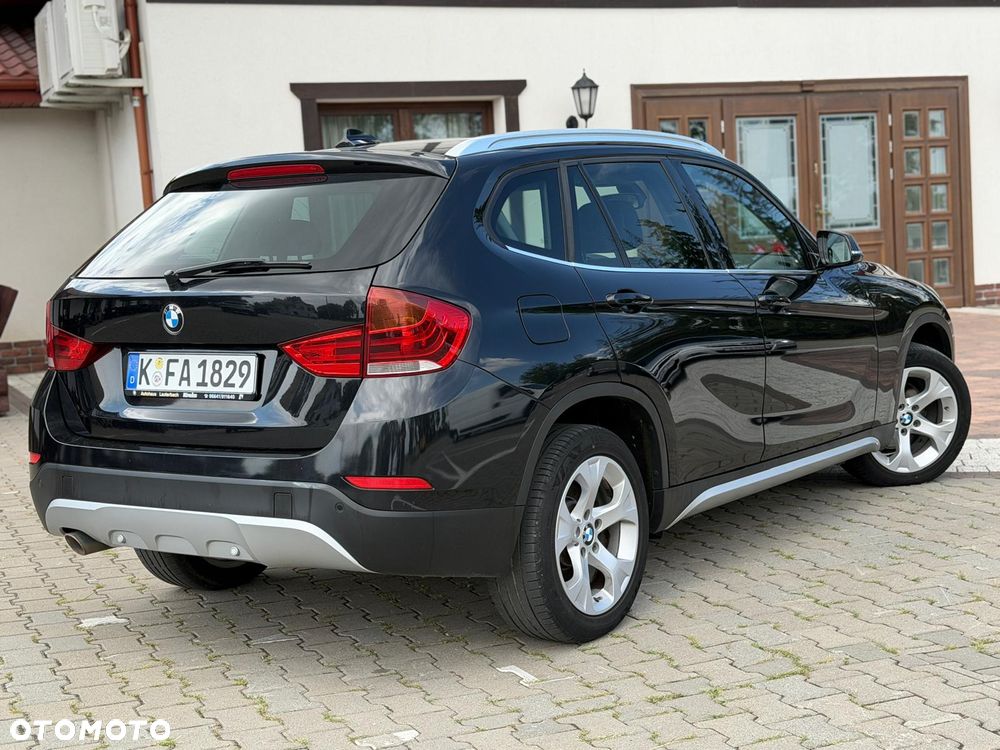 BMW X1 sDrive18d xLine - 25