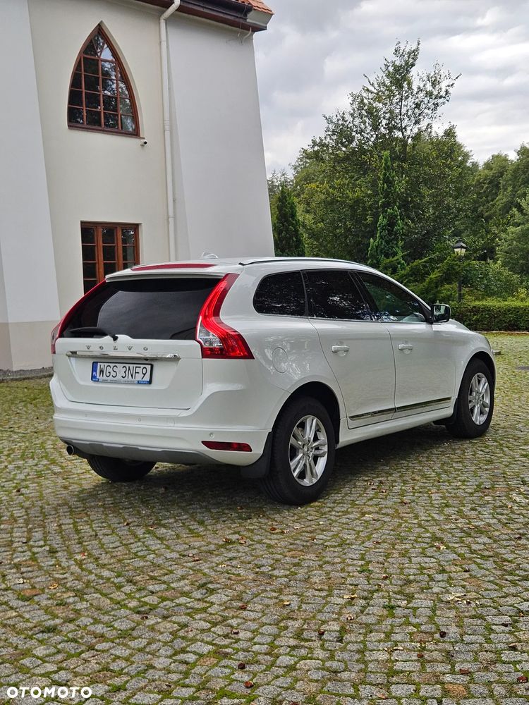 Volvo XC 60 D3 Drive-E Summum - 8