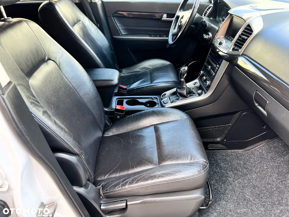 Chevrolet Captiva 2.2 4WD LTZ - 24