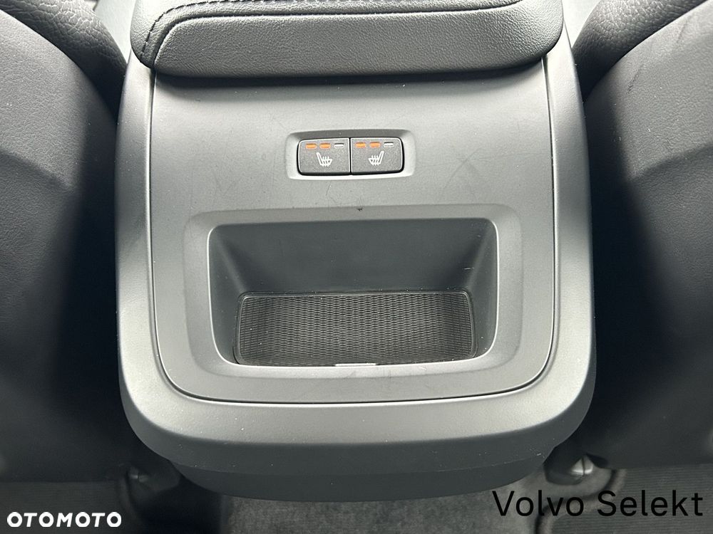 Volvo XC 60 - 30
