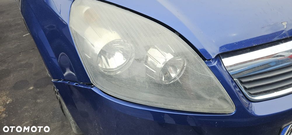 OPEL ZAFIRA B 1.9CDTI 05-08 LAMPA PRZÓD LEWA PRAWA - 2