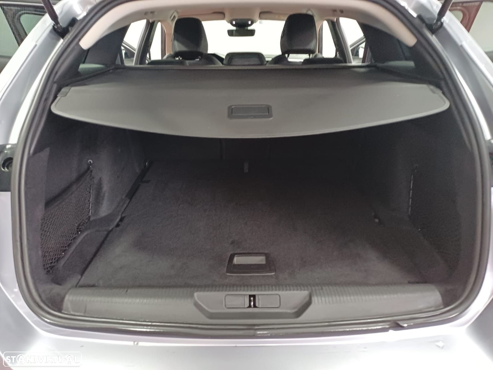 Peugeot 308 SW 1.5 BlueHDi Allure EAT8 - 23