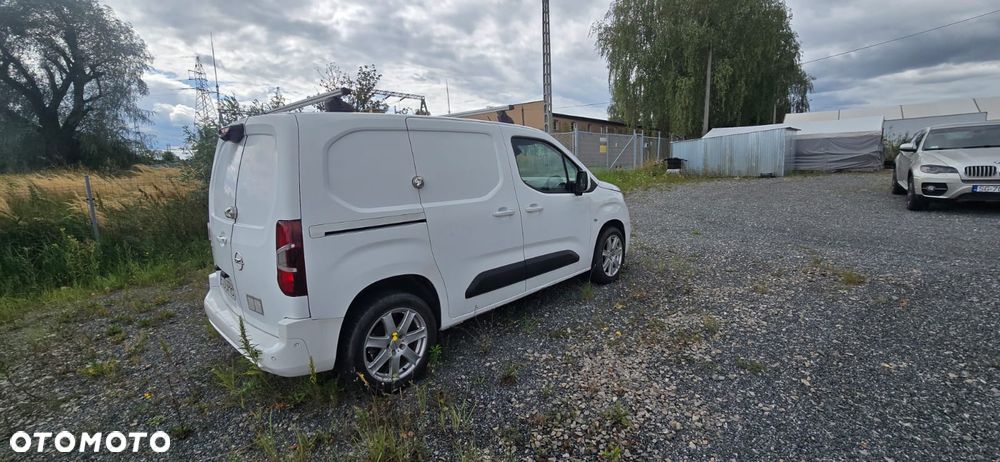 Opel Combo 1.5 CDTI Elegance S&S - 3