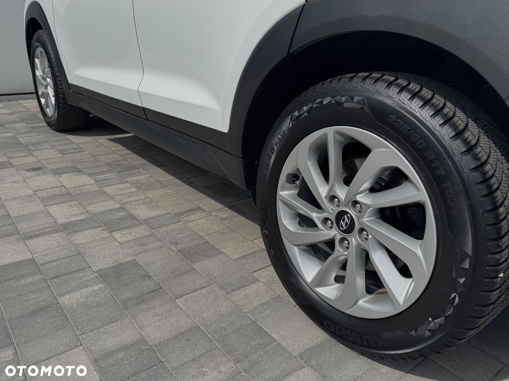 Hyundai Tucson 1.7 CRDI BlueDrive Comfort 2WD DCT - 37