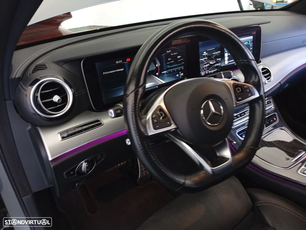 Mercedes-Benz E 220 d 9G-TRONIC AMG Line - 11