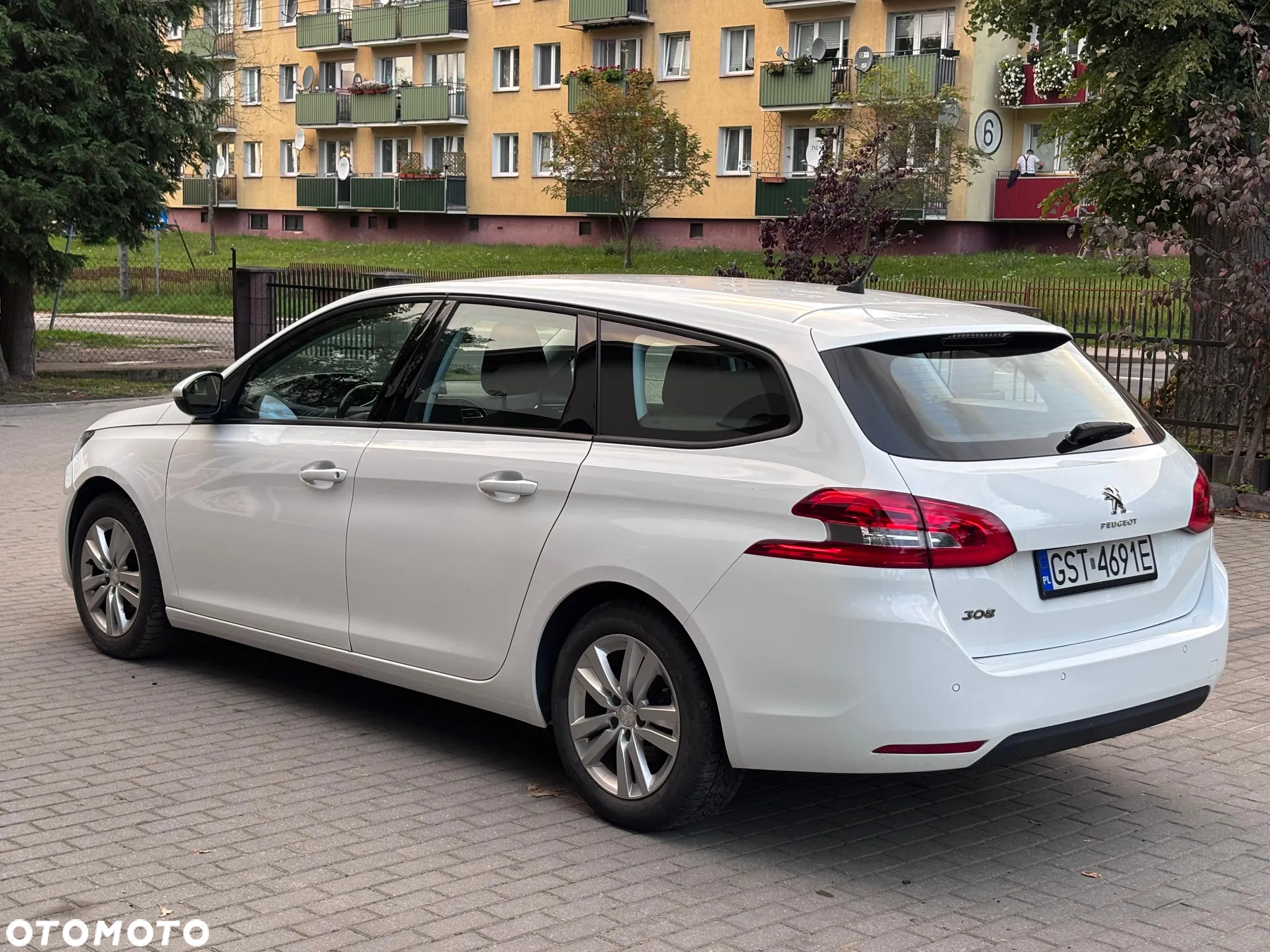 Peugeot 308 1.5 BlueHDi Active S&S EAT8 - 2