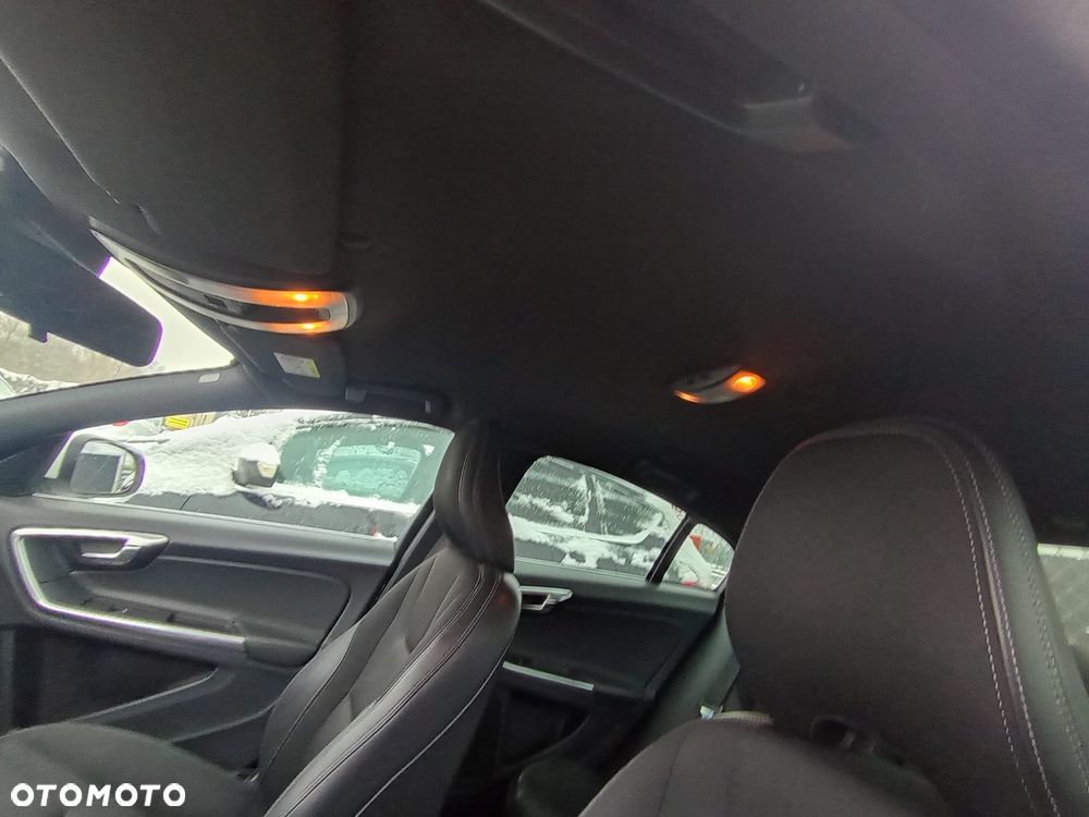 Volvo S60 D3 Drive-E Dynamic Edition (Momentum) - 39