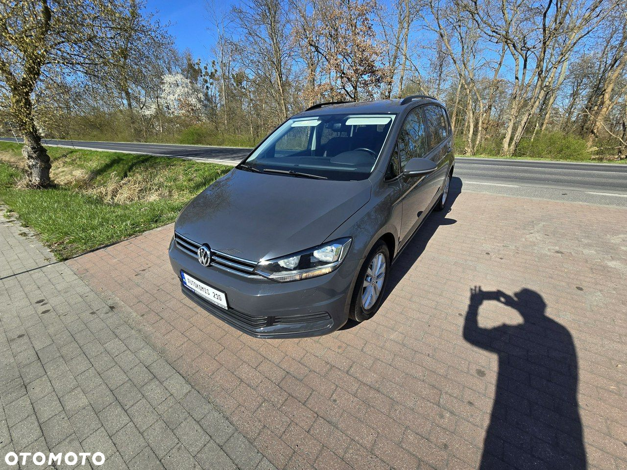 Volkswagen Touran - 3