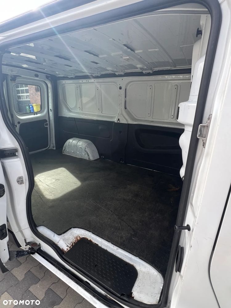 Opel Vivaro - 13