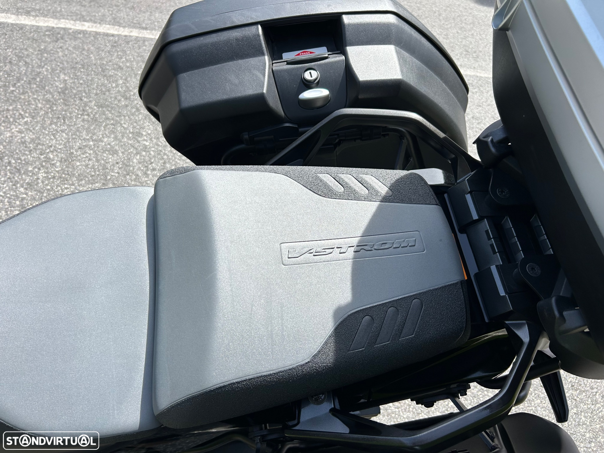 Suzuki DL V Strom 1050 de - 16