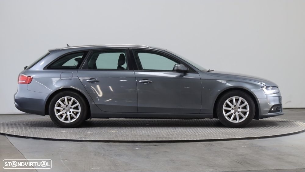Audi A4 Avant 2.0 TDI e DPF Attraction - 6
