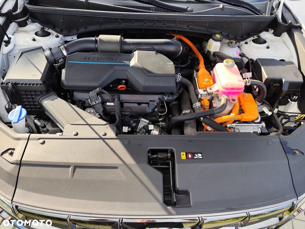 Hyundai Tucson 1.6 T-GDi HEV Executive 2WD - 26