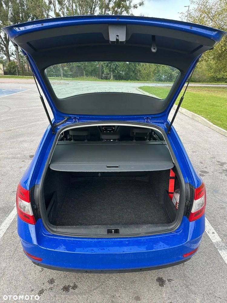 Skoda Octavia 2.0 TDI 4x4 DSG Ambition - 8
