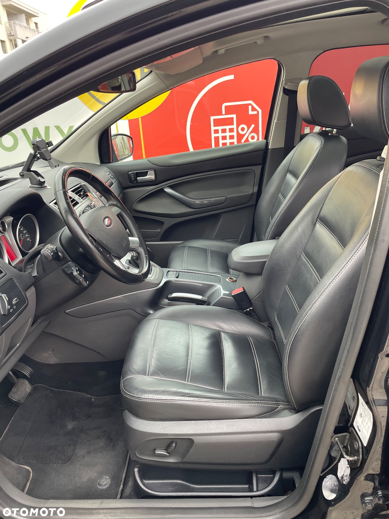Ford Kuga 2.0 TDCi 4x4 Titanium - 4