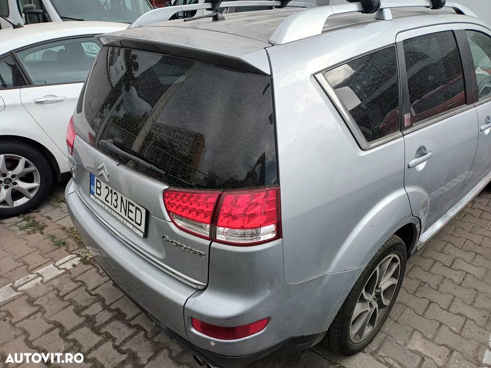 Citroën C-Crosser - 4