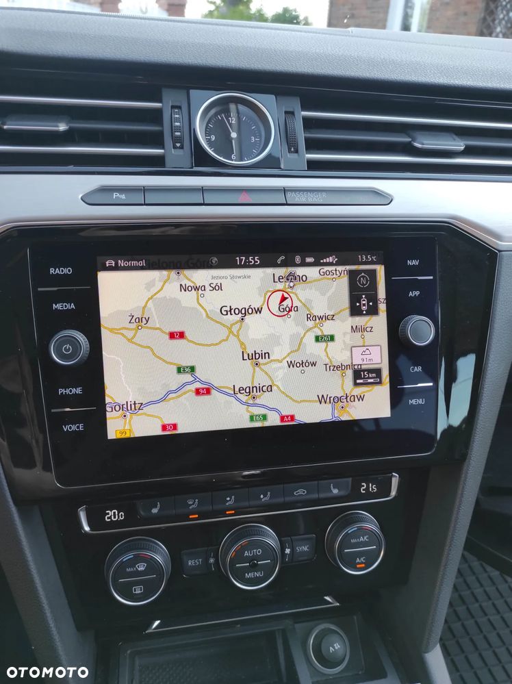 Volkswagen Passat 2.0 TDI BMT Highline - 13