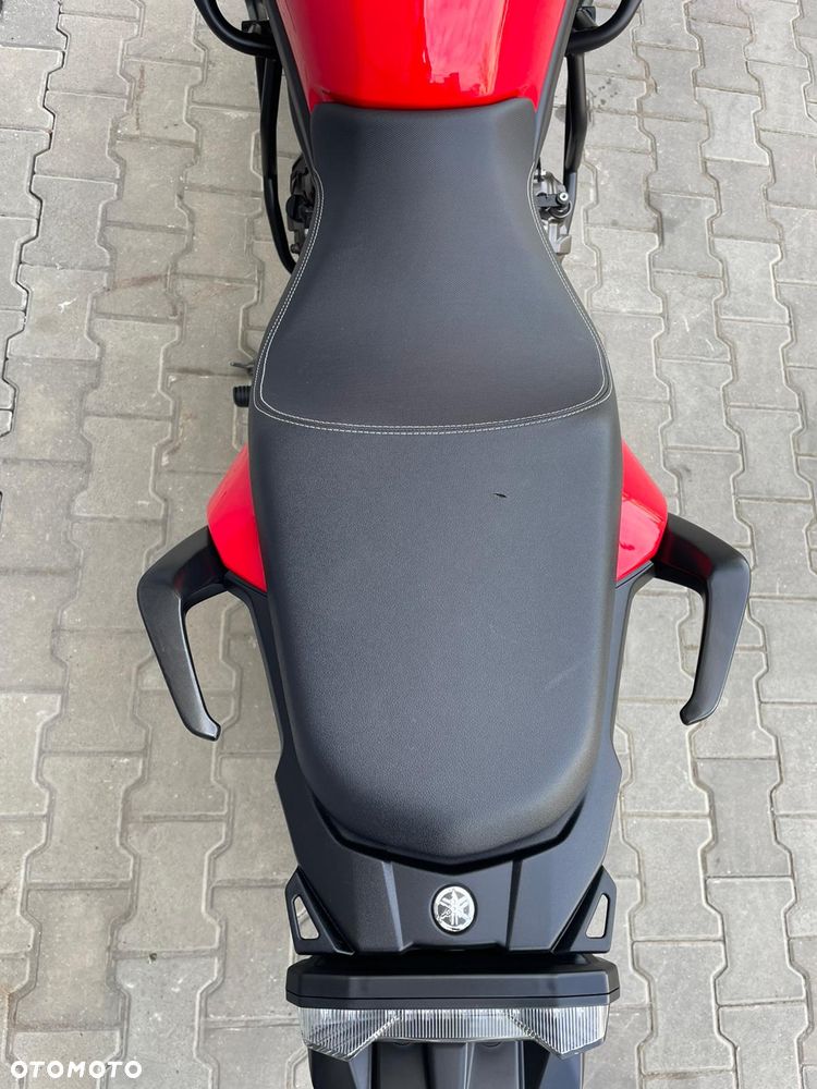 Yamaha MT - 19