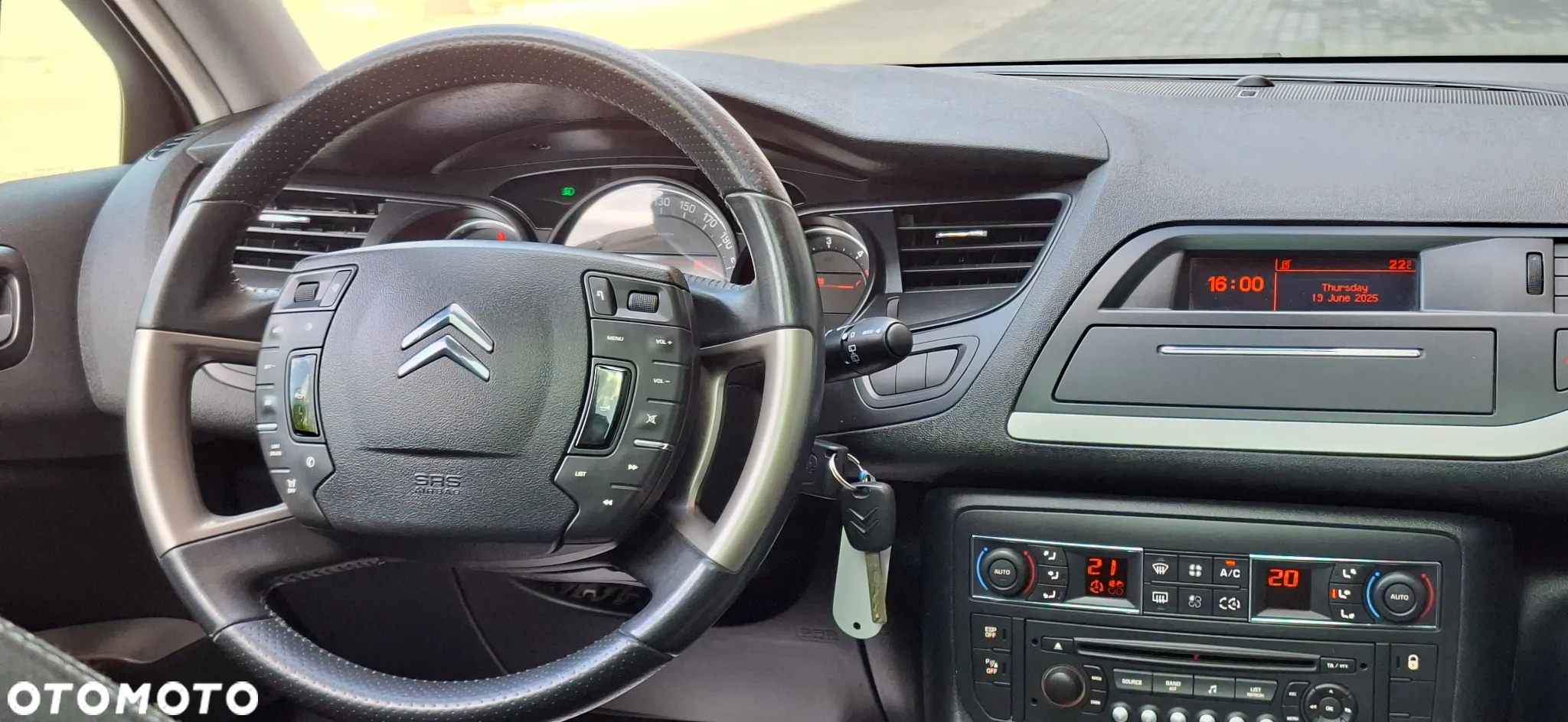 Citroën C5 Tourer HDi 165 FAP Business Class - 21