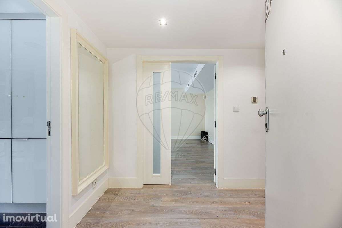 Apartamento T4 para arrendamento - Grande imagem: 2/47